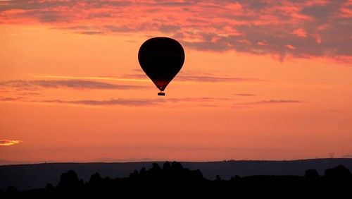 Estos son los diez mejores lugares de España para disfrutar de un vuelo en globo